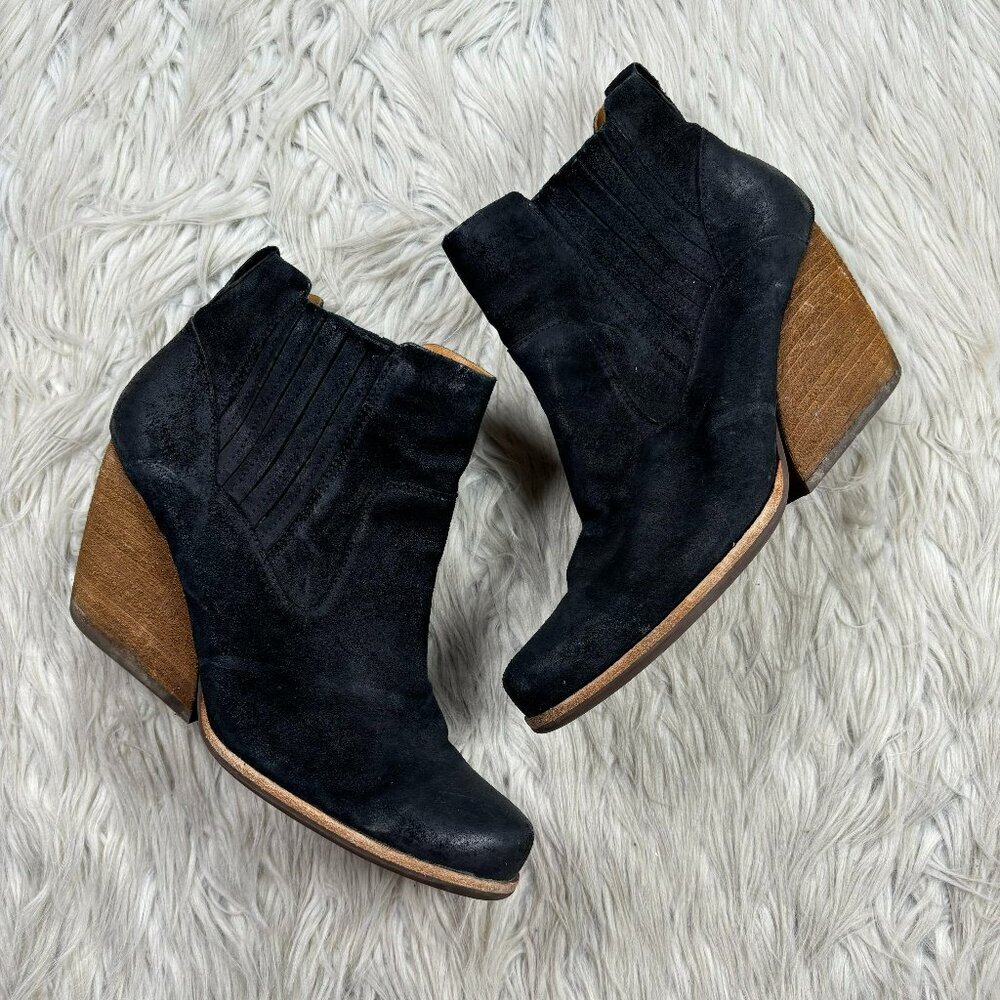 Kork-Ease Women's 10 Black Suede Verdelet Wedge Heel Booties Rubbed Toes Heels